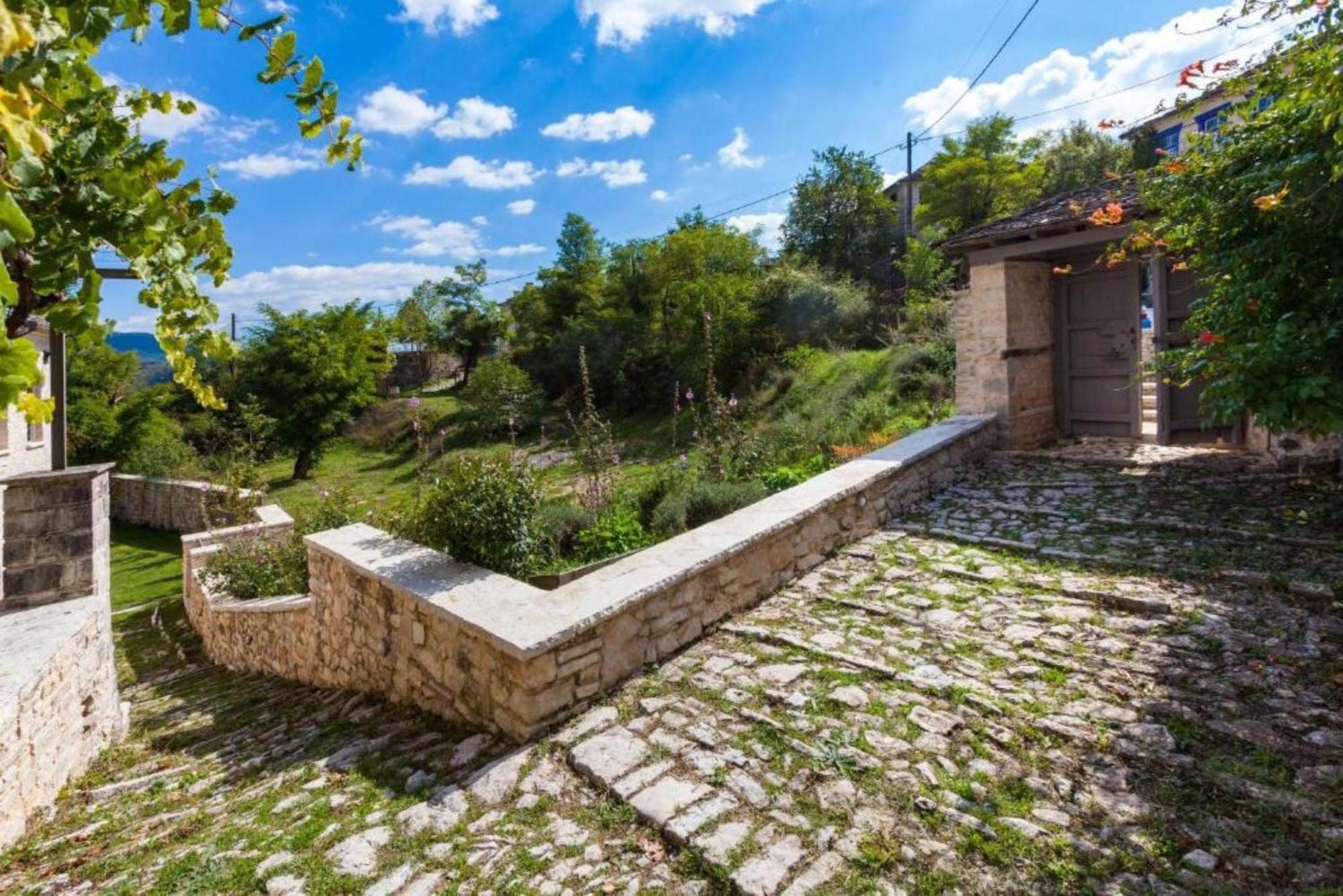 "Apeiros Chora" Hotel, Zagori Kato Pedina Экстерьер фото